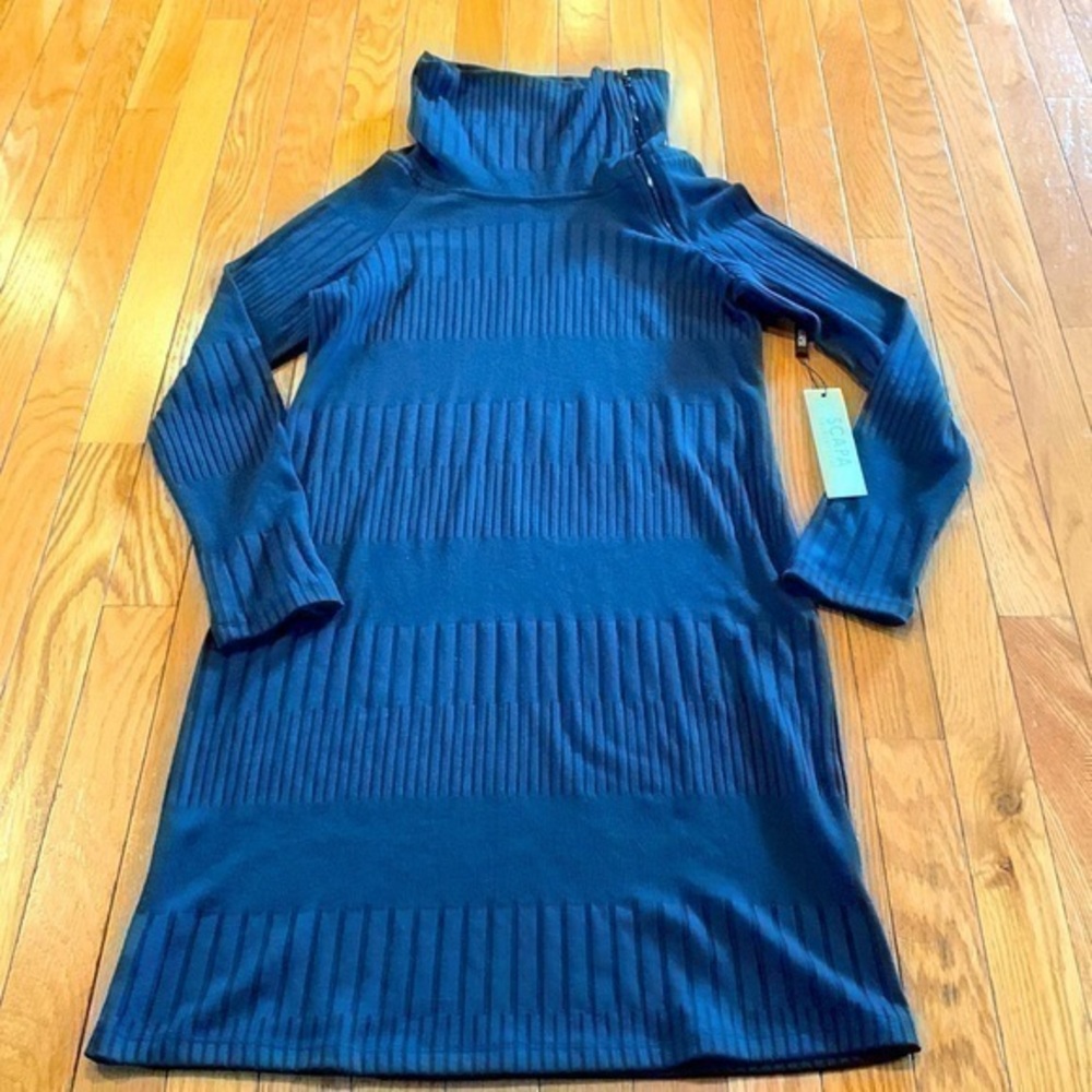 Scapa Lauren Perre Designer Women's Zipper Turtleneck Sweater Dress medium